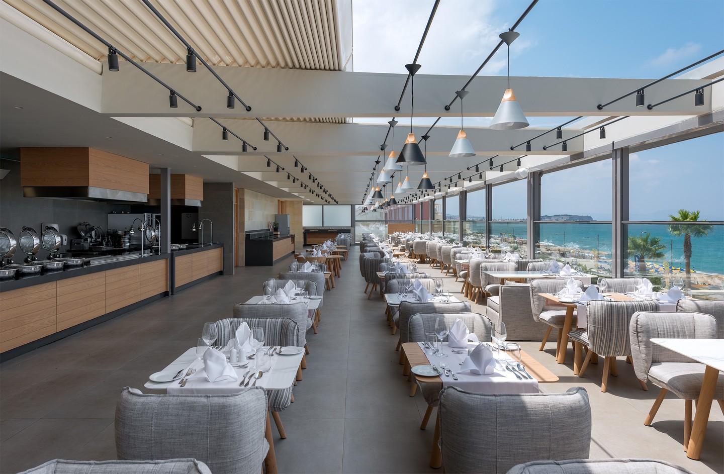 RESTAURANT MAIN